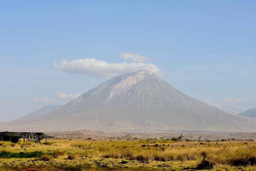 Walking Safari Oldonyo Lengai  4 Day